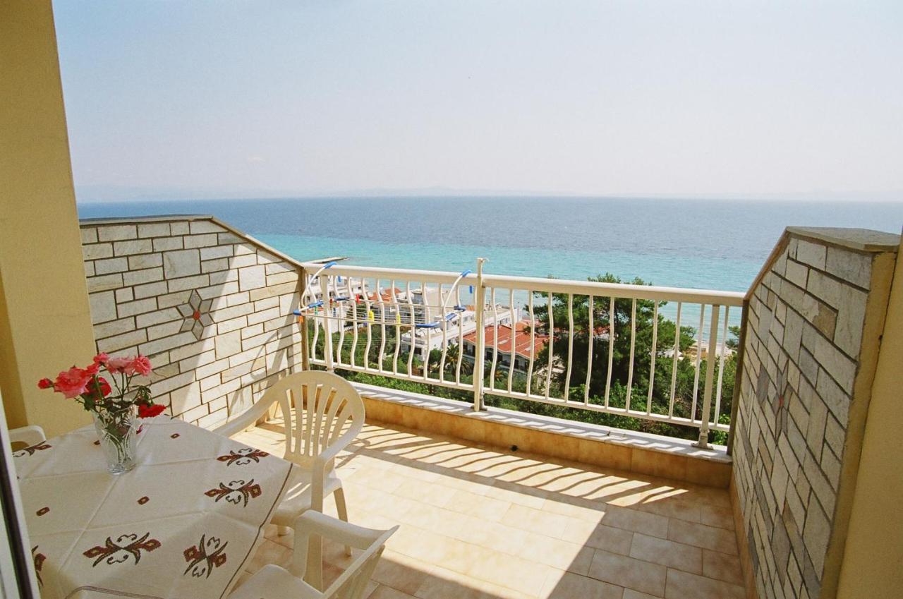 Nikos Rooms Kallithea Kallithea  Bagian luar foto
